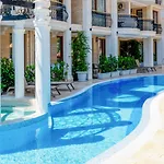 Harmony Suites18 Private 401 * サニービーチ