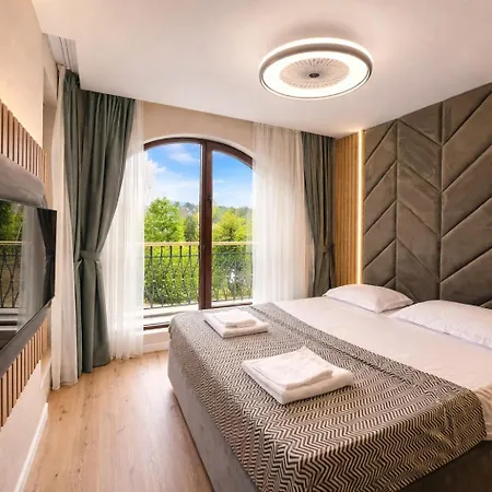 Harmony Suites18 Private 401 Apartman *